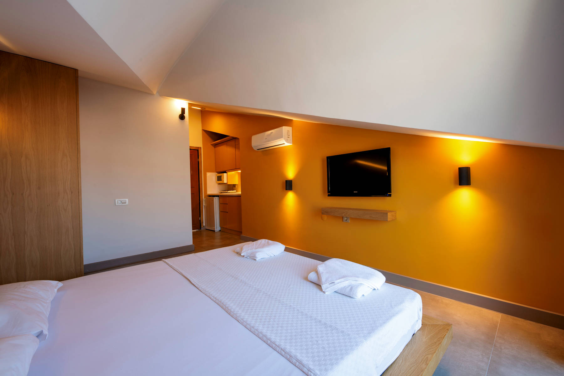 Aegean Princess Apartments Deluxe Studio Rooms